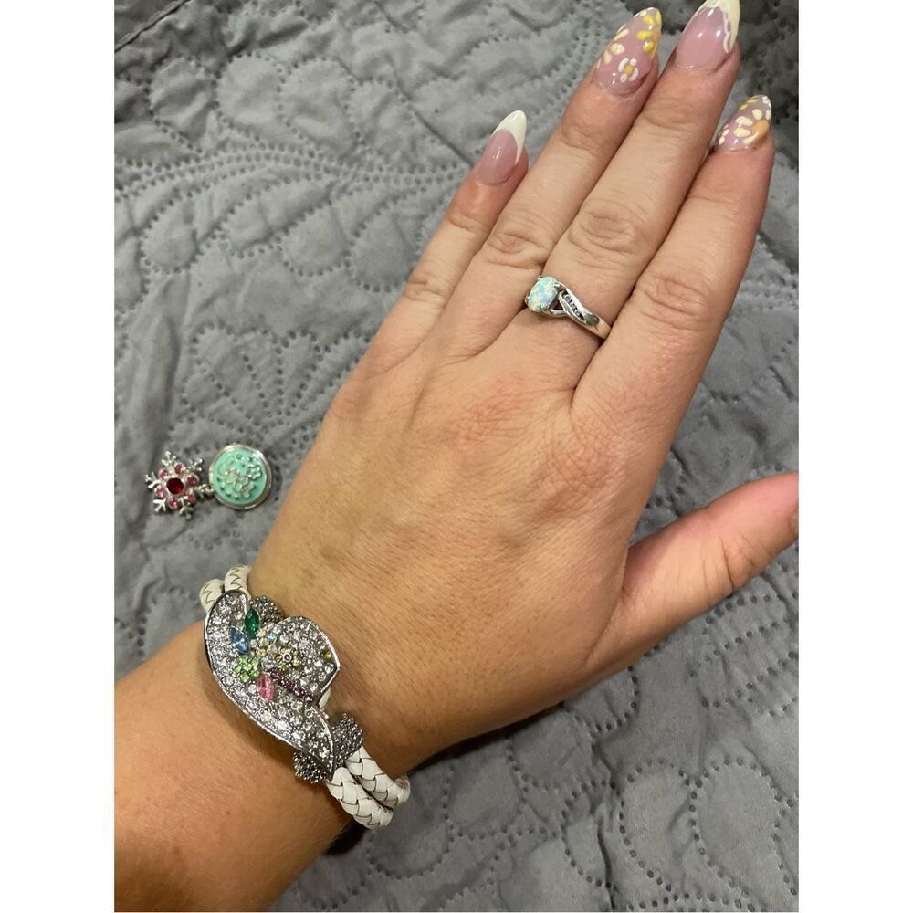 Snap Cord Bracelet White with 3 Charms
